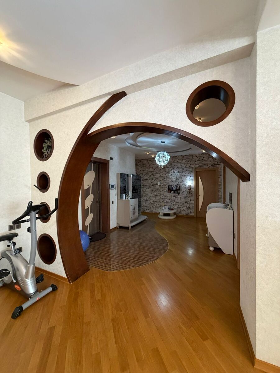 Satılır 5 otaqlı yeni tikili 202 m² — Mənzil, Bakı (4)