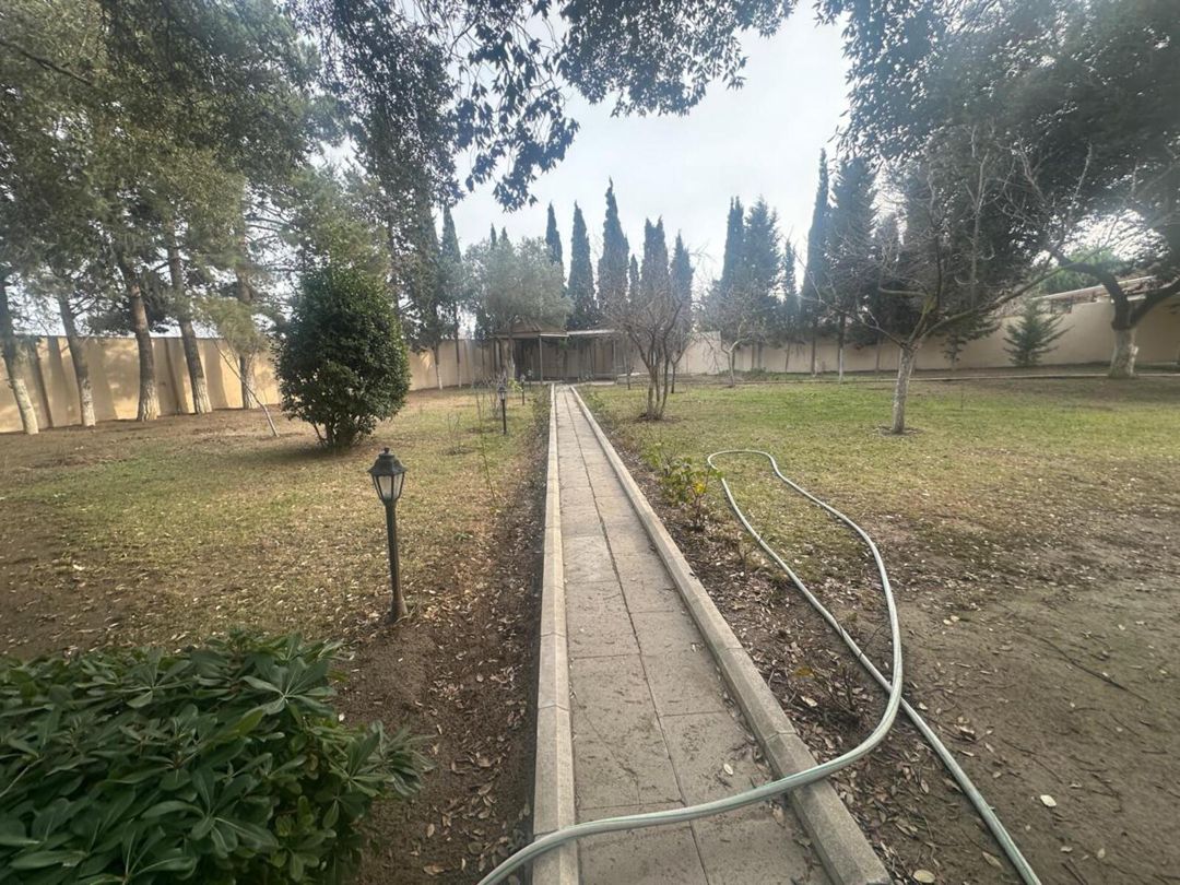 Satılır 10 otaqlı həyət evi/bağ evi 600 m² — Ev, villa, Bakı (12)