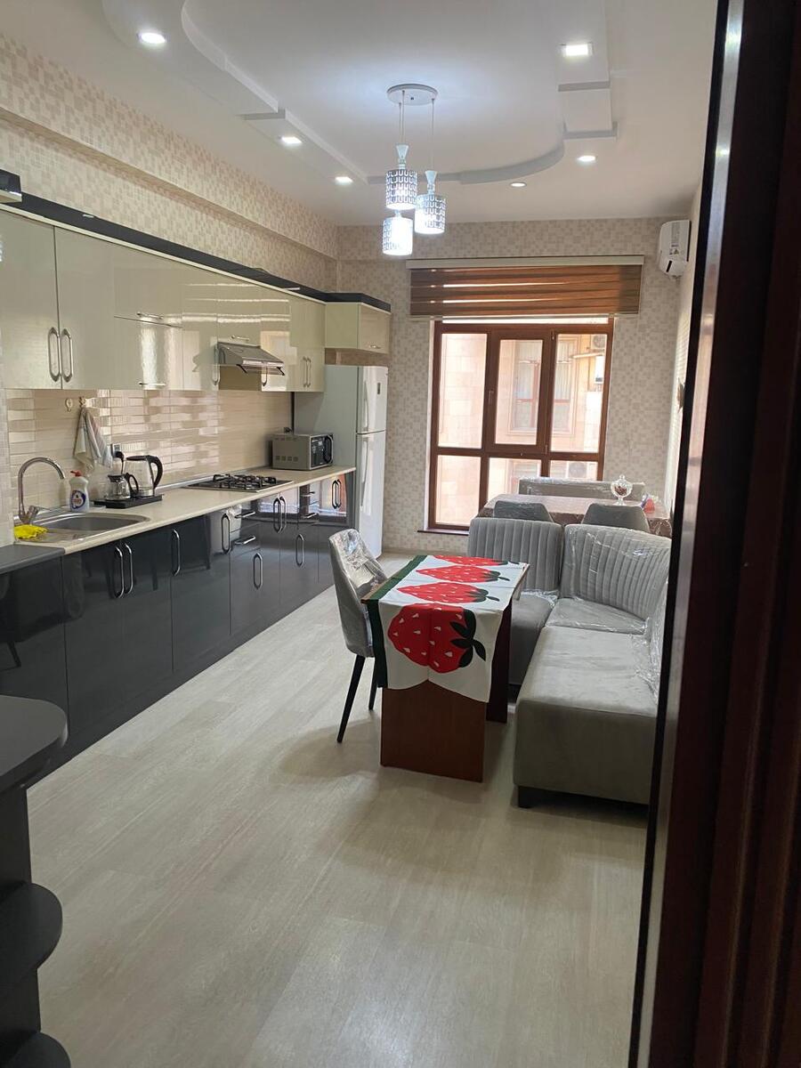 İcarəyə verilir 2 otaqlı yeni tikili 110 m² — Mənzil, Bakı (9)