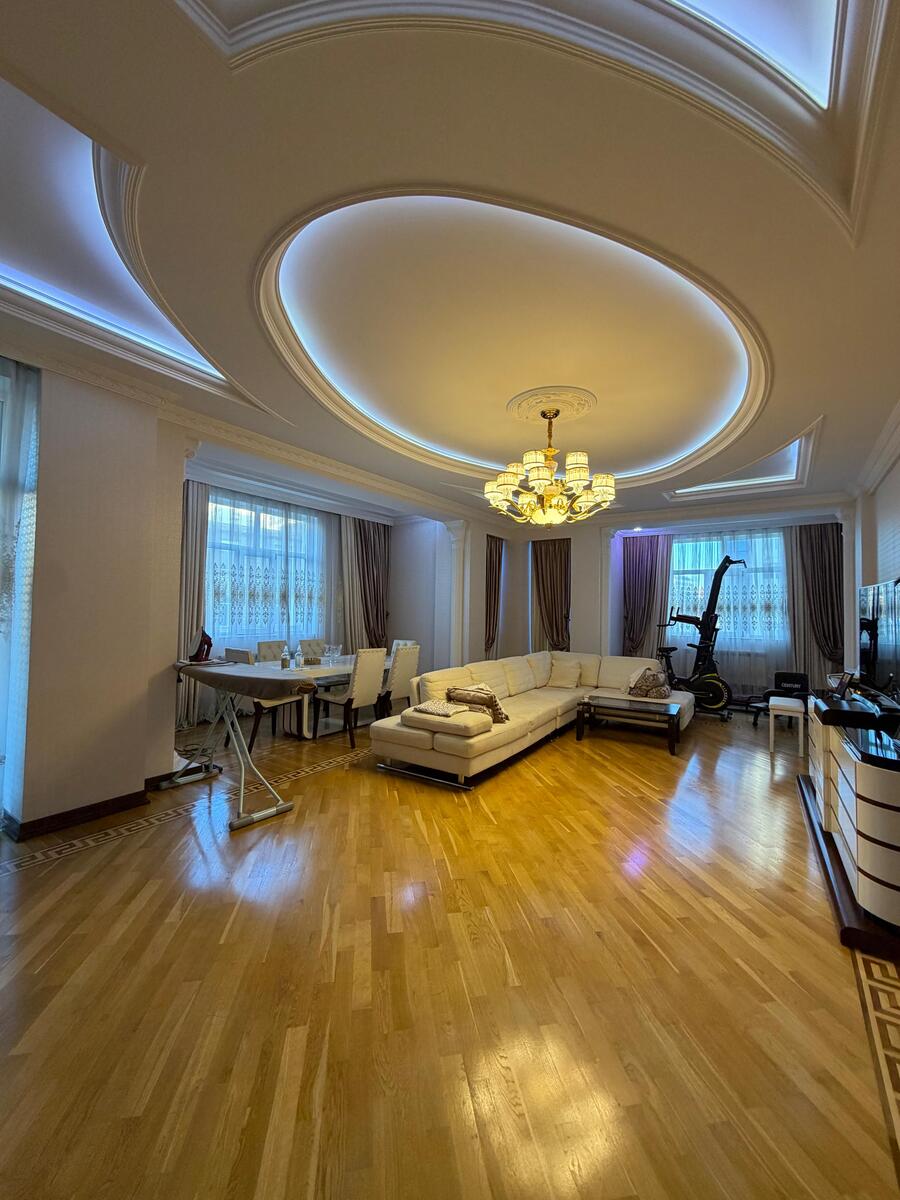 Satılır 4 otaqlı yeni tikili 210 m² — Mənzil, Bakı (4)