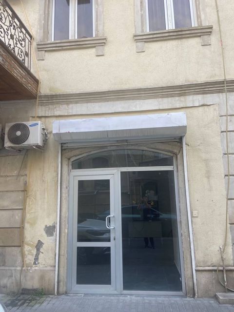 İcarəyə verilir obyekt 20.5 m² — Bakı