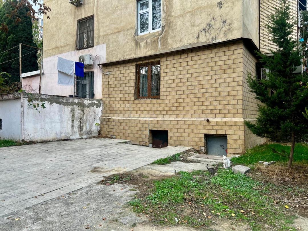 Satılır 2 otaqlı köhnə tikili 45 m² — Mənzil, Bakı (4)