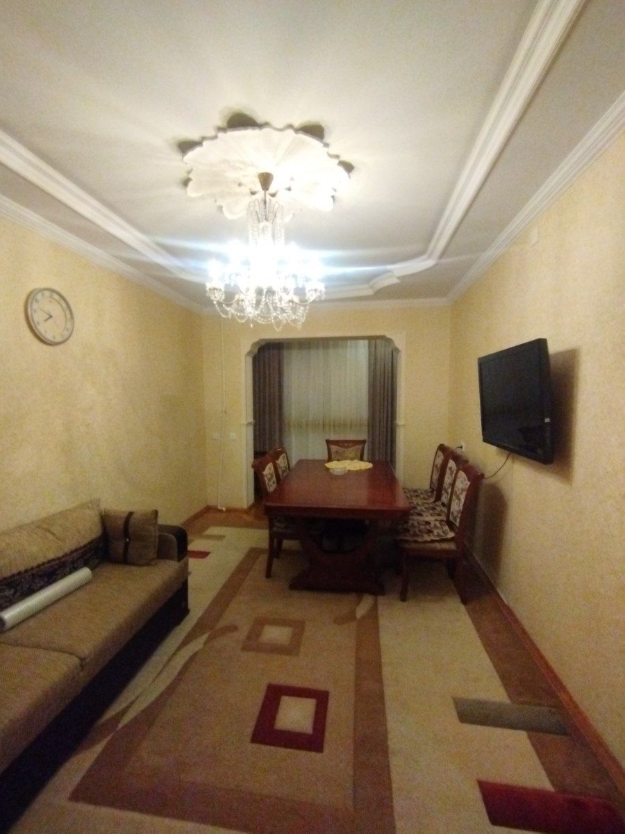 Satılır 4 otaqlı köhnə tikili 100 m² — Mənzil, Bakı (7)