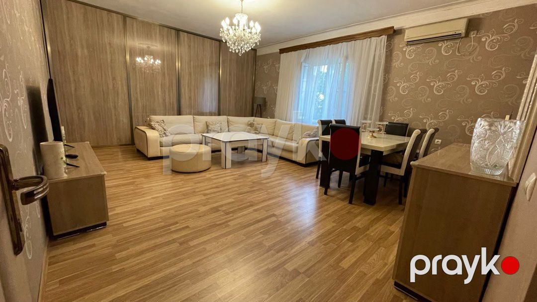 Əhmədli, kupçalı 2 mərtəbəli həyət evi — Ev, villa, Bakı