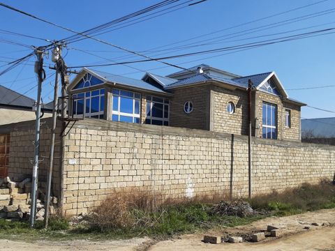 Satılır 10 otaqlı həyət evi/bağ evi 436 m² — Bakı
