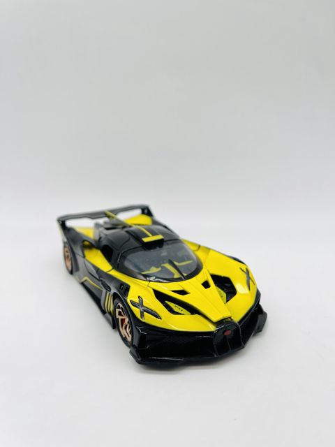 Maşın Bugatti Bolide, metal, sarı — Bakı
