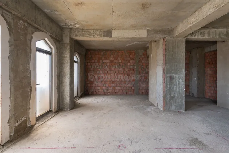 Satılır 4 otaqlı Mənzil Yeni tikili 267 m² Bakı, Yasamal r., Nizami m — Mənzil, Bakı (6)
