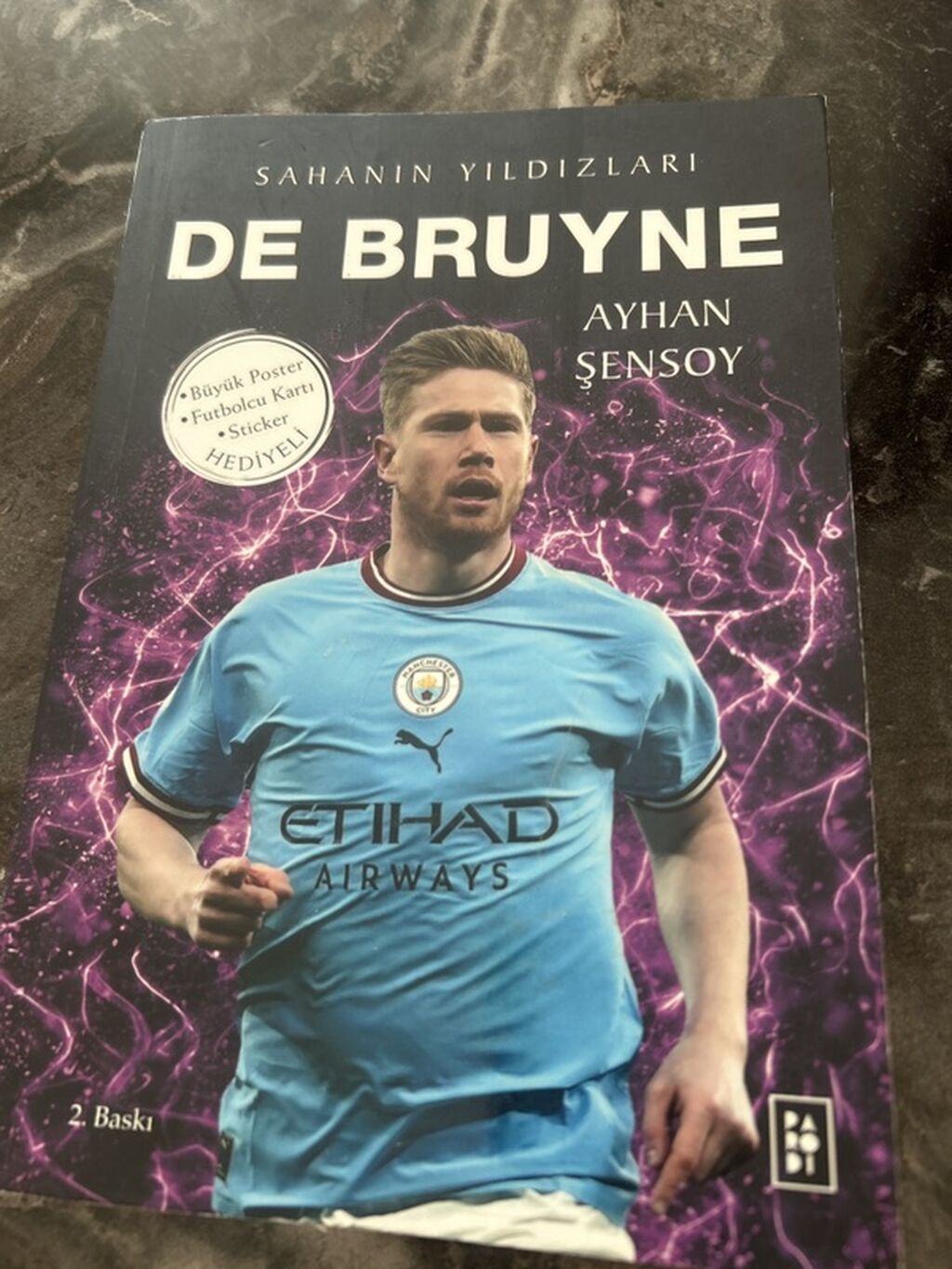 Məhsul: “Sahanın Yıldızları – De Bruyne” kitabı Müəllif: Ayhan — Digər, Bakı (2)