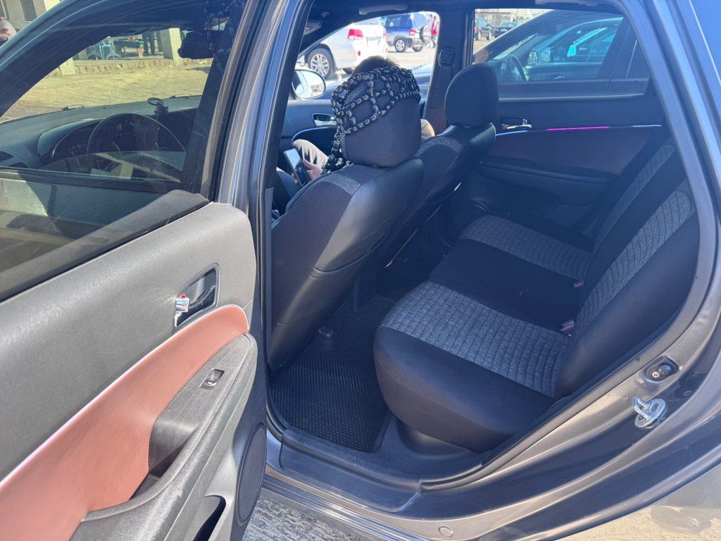 Hyundai i30, 1.6 L, 2008 il, 300 000 km 77-QC-565 — Avtomobillər, Tərtər (9)
