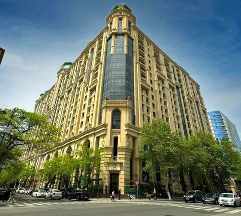 Satılır 6 otaqlı yeni tikili 423 m² — Bakı