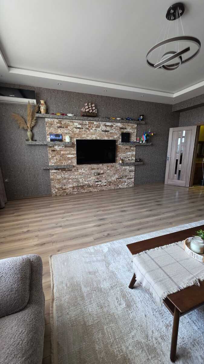Satılır 3 otaqlı yeni tikili 130 m² — Mənzil, Bakı (2)