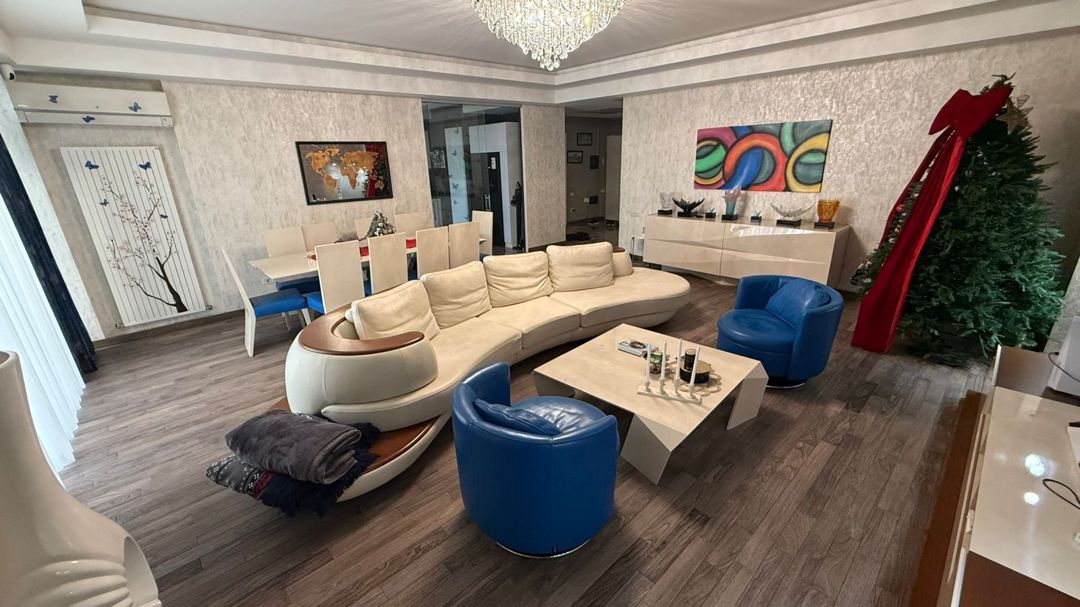 Satılır 3 otaqlı yeni tikili 160 m² — Mənzil, Bakı (2)