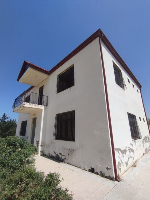 Satılır 6 otaqlı həyət evi/bağ evi 250 m² — Xızı