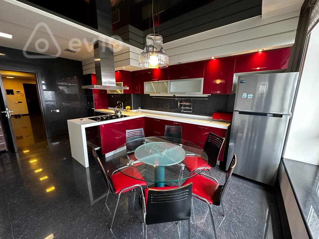 4 otaqlı mənzil, 198 m², Əhməd Rəcəbli — kirayə — Mənzil, Bakı (4)