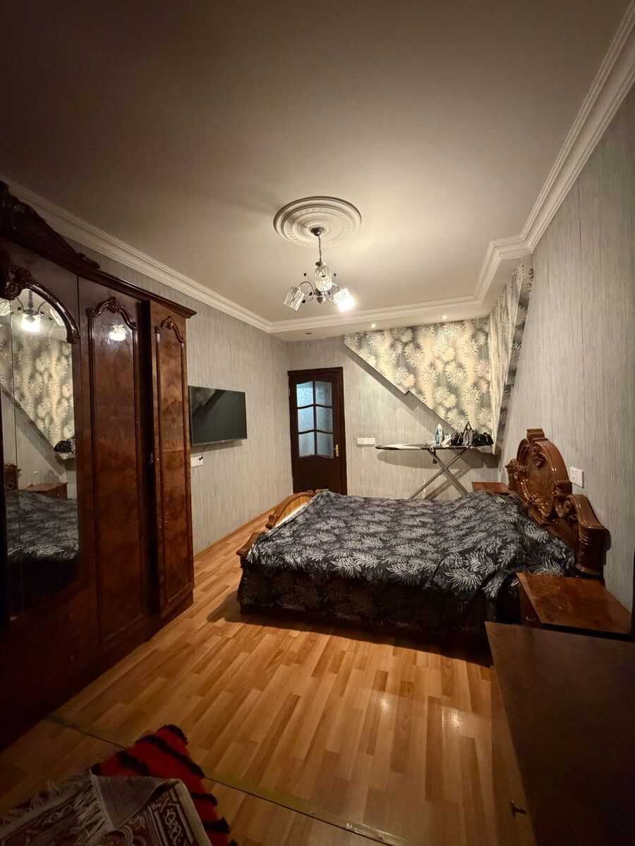 Satılır 5 otaqlı köhnə tikili 120 m² — Mənzil, Bakı (3)