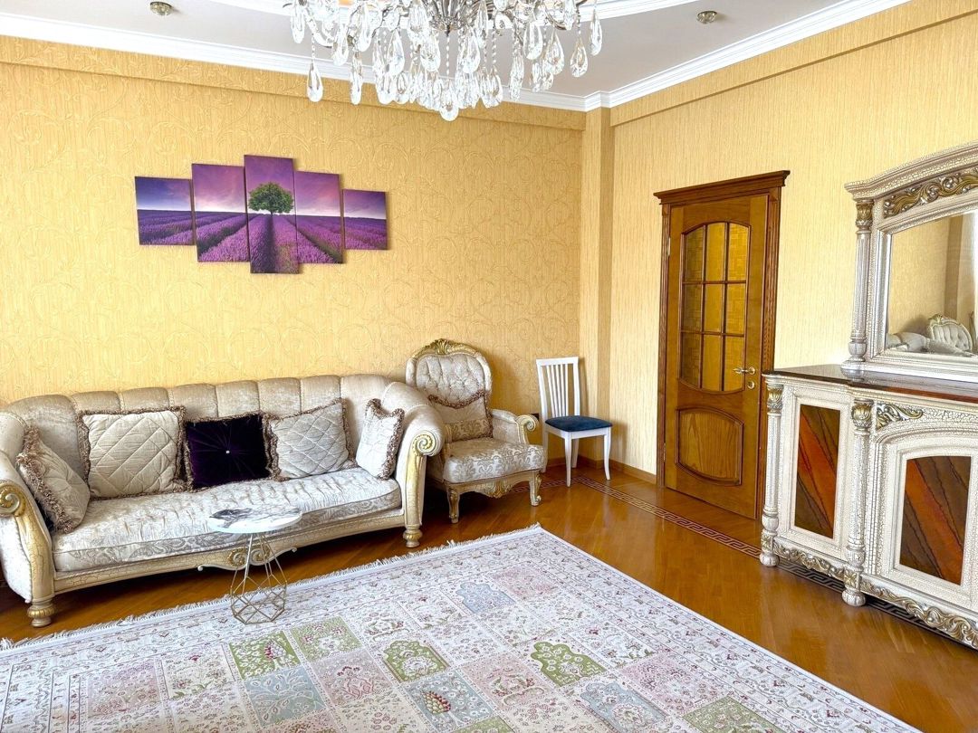 Satılır 4 otaqlı yeni tikili 180 m² — Mənzil, Bakı (2)