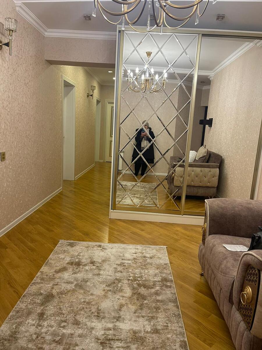 İcarəyə verilir 3 otaqlı yeni tikili 134 m² — Mənzil, Bakı (7)