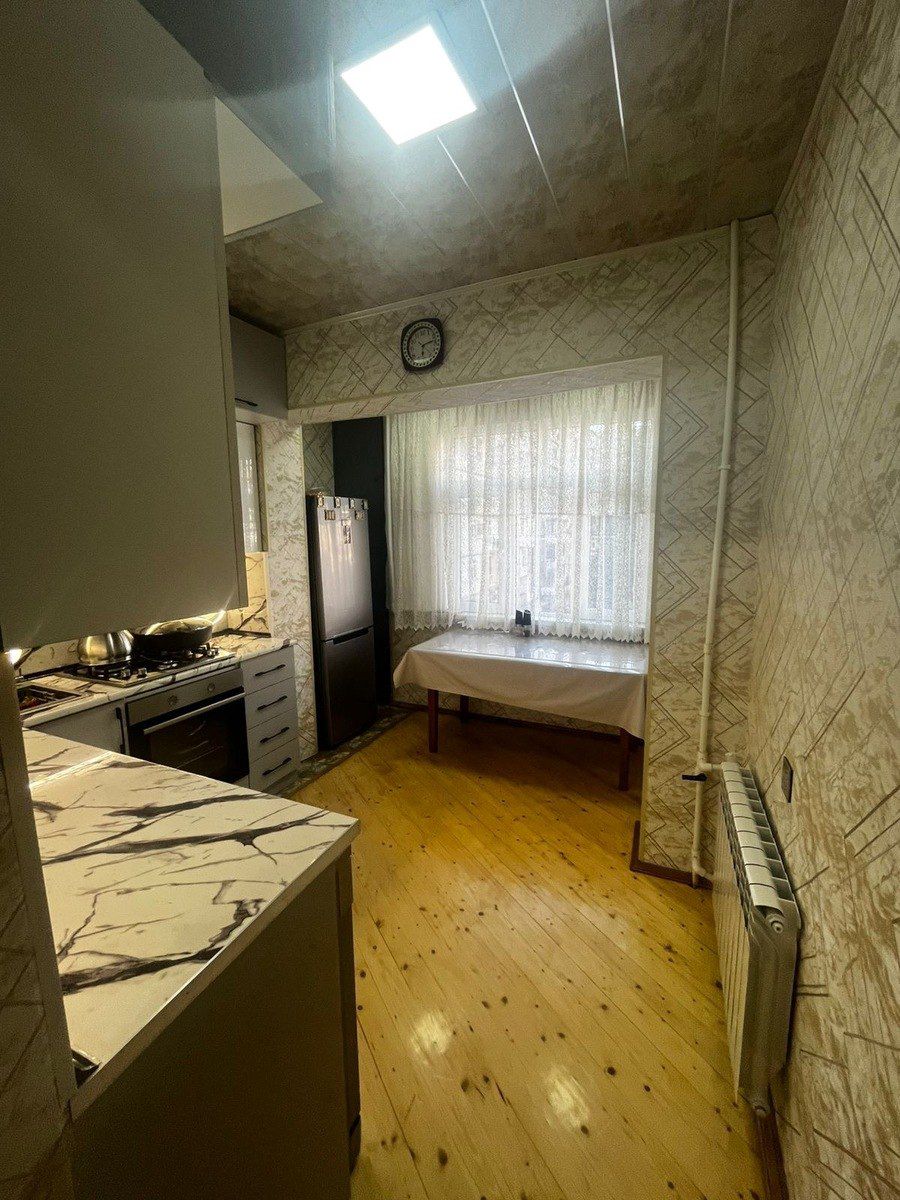 Satılır 4 otaqlı köhnə tikili 120 m² — Mənzil, Bakı (7)