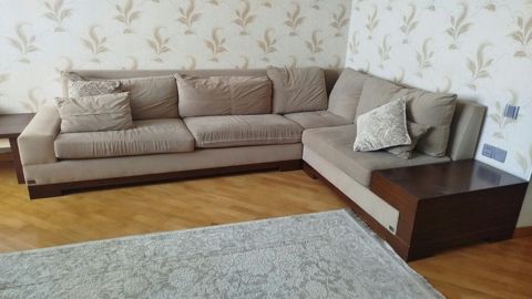 Künc divan teze kimidir.Qiymeti 350 azn.Unvan 4mkr(Zülfiyyə) — Min bir xirdavat dunyasi