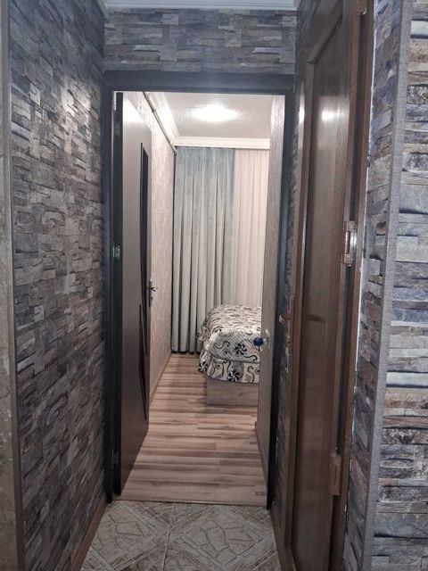 Satılır 2 otaqlı köhnə tikili 40 m² — Bakı