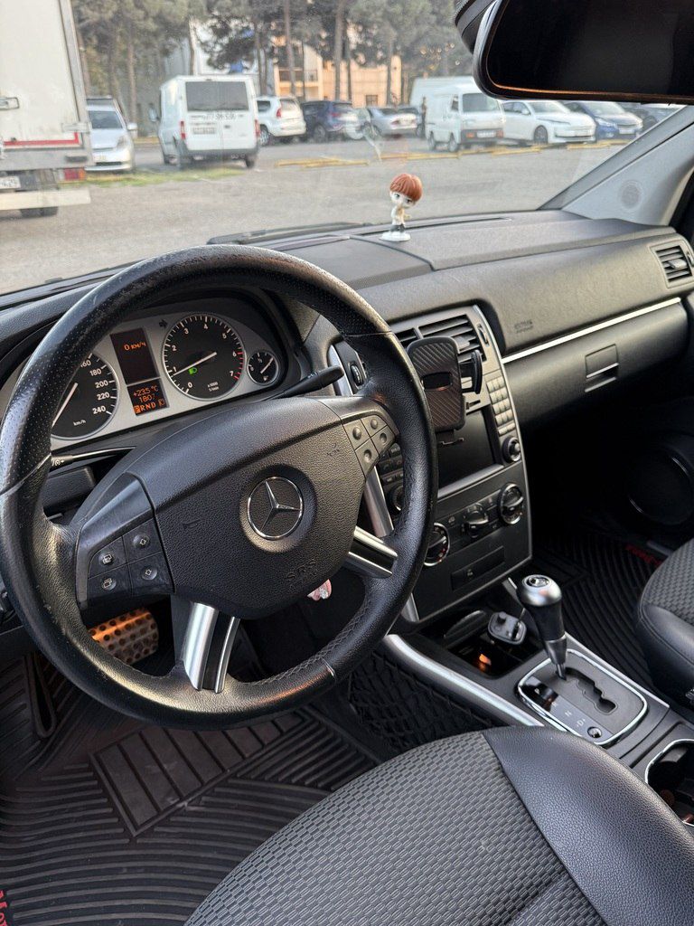Mercedes B 170, 1.7 L, 2011 il, 83 000 km 77-EU-950 — Avtomobillər, Bakı (7)