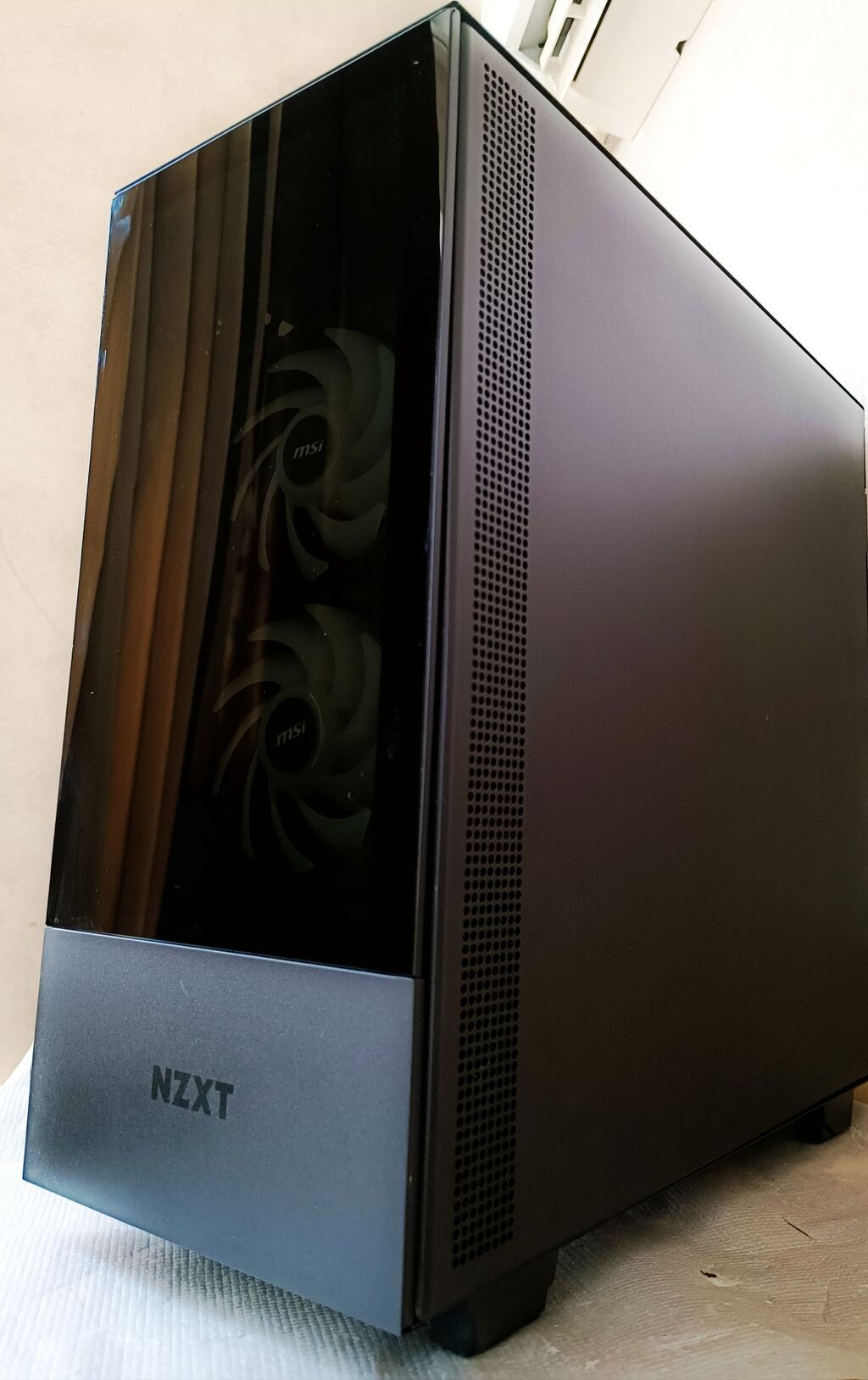 Nzxt korpuslu stolüstü kompüter sistemi. Minimalist və premium — Korpuslər, Bakı (3)