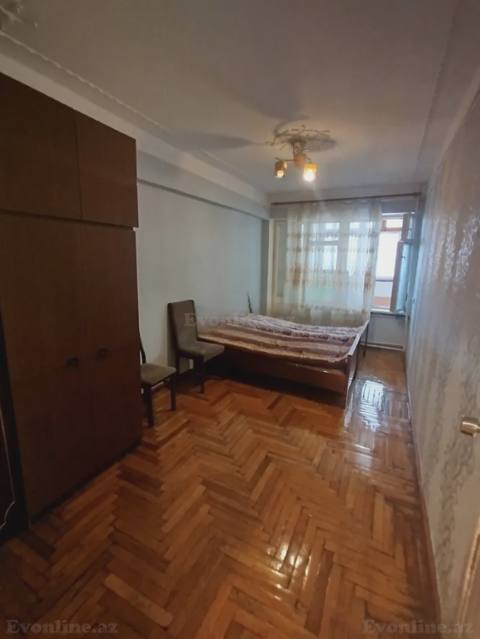 Satılır 4 otaqlı Mənzil Köhnə tikili 95 m² Bakı, Nizami r — 214 000 ₼ · 4 oda · 95 m² · Bakı, Nizami · Mənzil Satılır 4 otaqlı Mənzil Köhnə tikili 95 m² Bakı, Nizami r — Bakı
