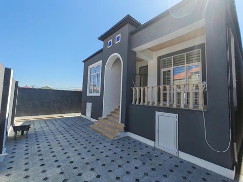 Satılır 4 otaqlı həyət evi/bağ evi 85 m² — Bakı