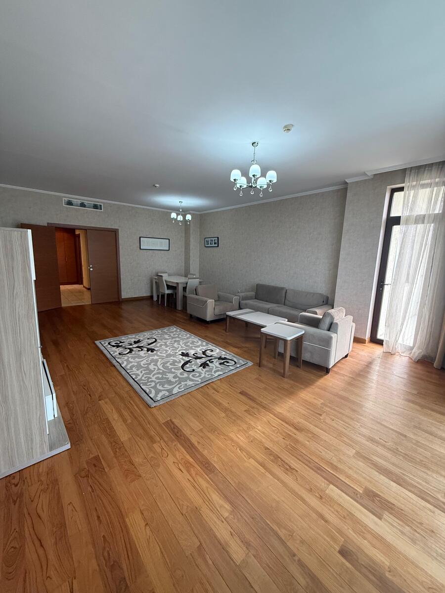 Satılır 3 otaqlı yeni tikili 170 m² — Mənzil, Bakı (9)