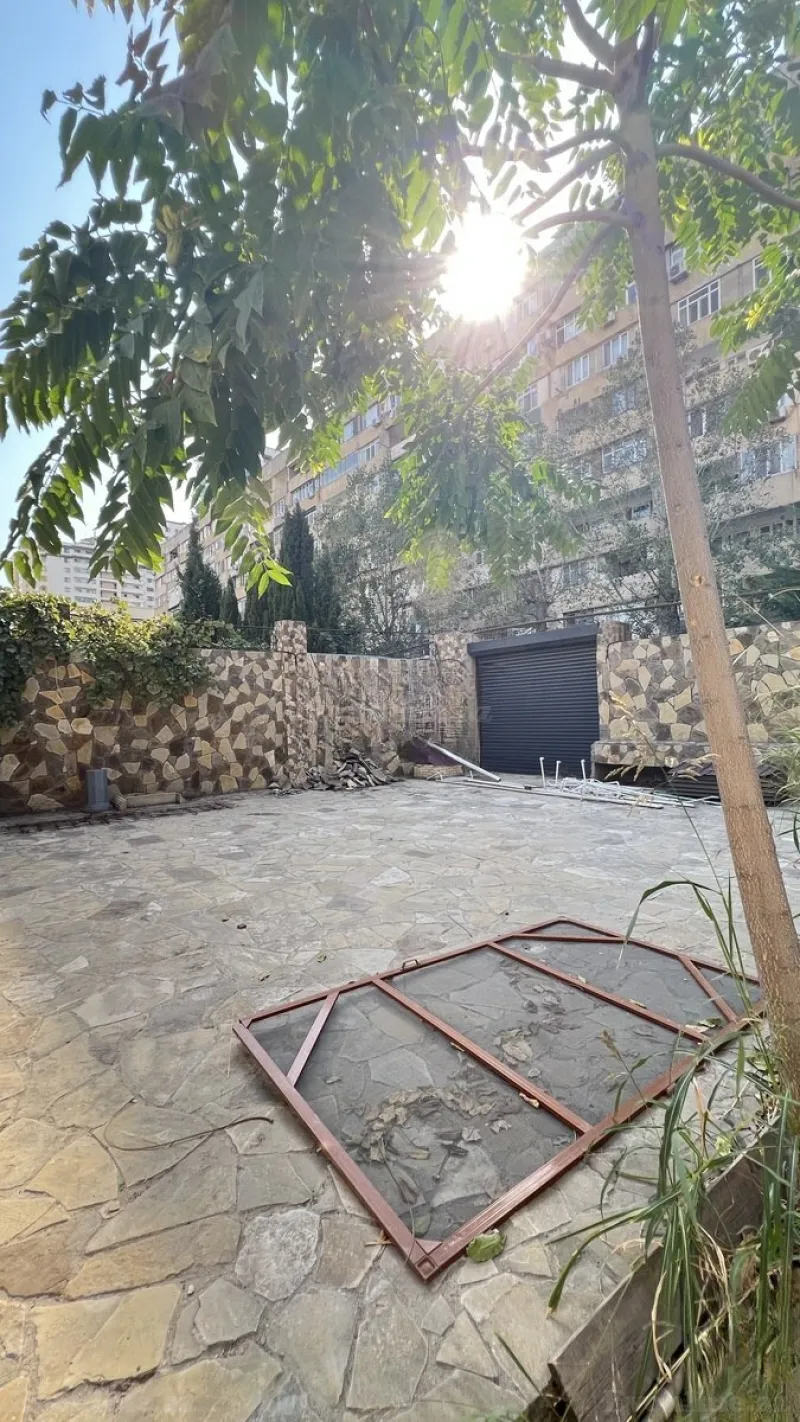 Satılır 6 otaqlı Həyət evi 700 m² Bakı, Yasamal r., İnşaatçılar m., Yasamal — Ev, villa, Bakı (2)