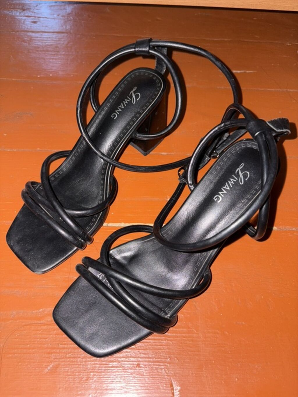 Ölçü: 38, rəng - Qara, Yeni — Sandal, Digah (2)