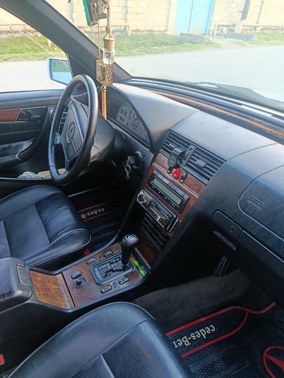 Mercedes C 230, 2.3 L, 1997 il, 320 000 km 77-NY-458 — Avtomobillər, Qax (3)