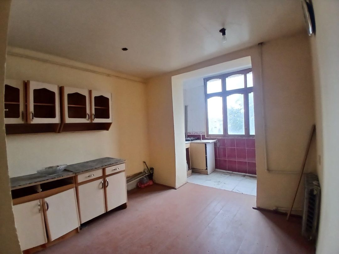 İcarəyə verilir 3 otaqlı köhnə tikili 75 m² — Mənzil, Bakı (5)