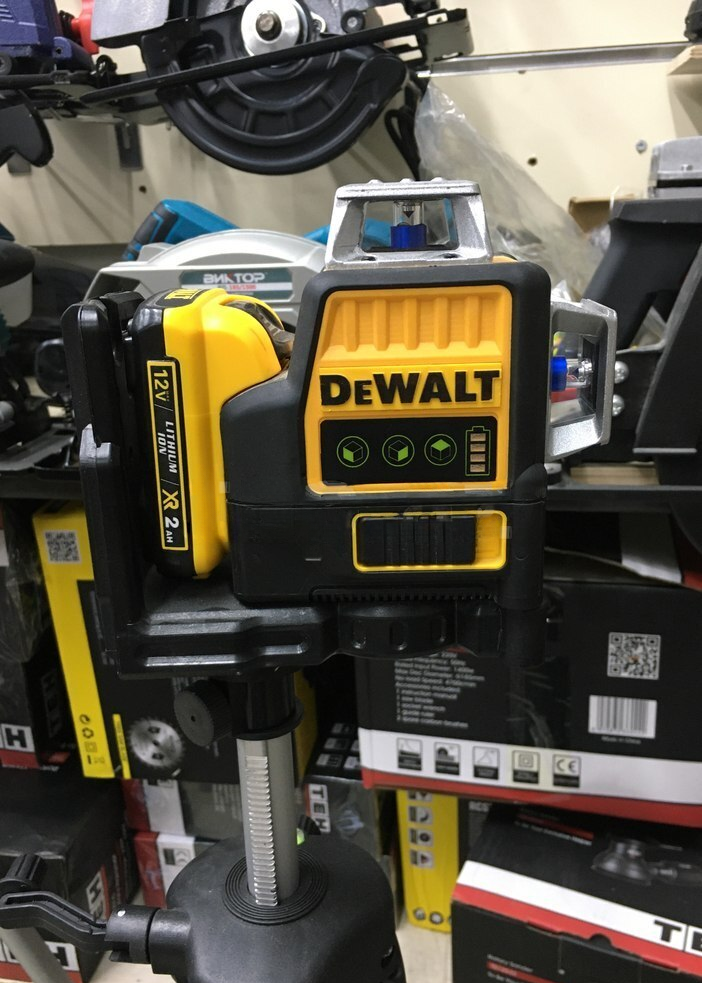 Lazer səviyyəölçən DeWalt 3D yaşıl xətt 12V — Ölçü alətləri, Bakı