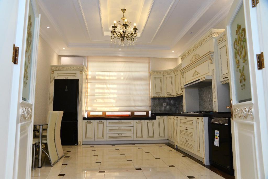 İcarəyə verilir 5 otaqlı həyət evi/bağ evi 480 m² — Ev, villa, Bakı (7)