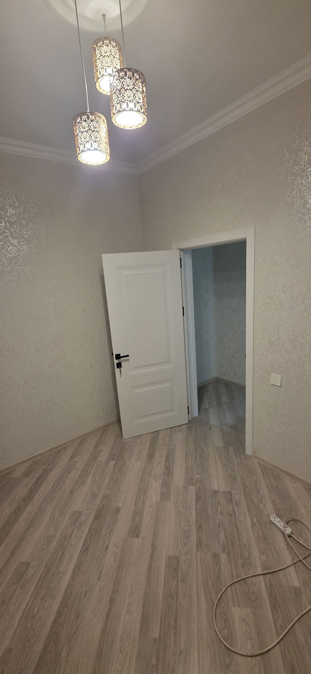 20 ci sahe Dunya market Gence tendirinin arxasında yola yaxın 2 otag 1 — Ev, villa, Bakı (10)