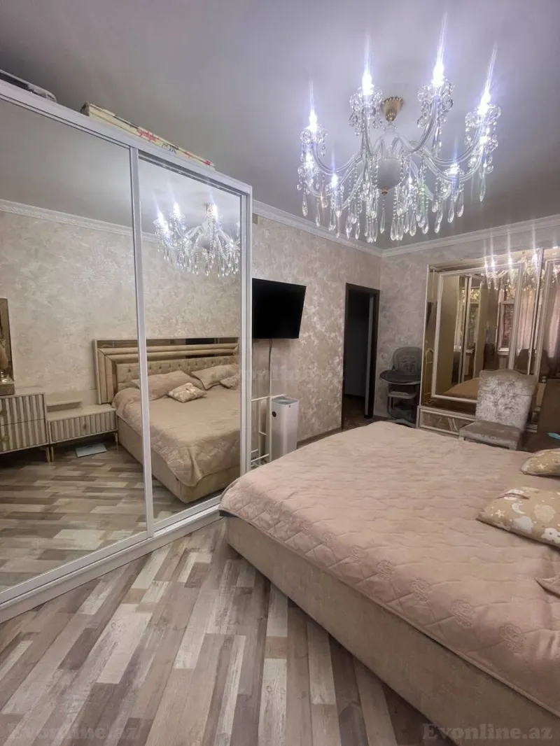 Satılır 3 otaqlı Mənzil Köhnə tikili 35 m² Bakı, Yasamal r., İnşaatçılar m — Mənzil, Bakı (3)