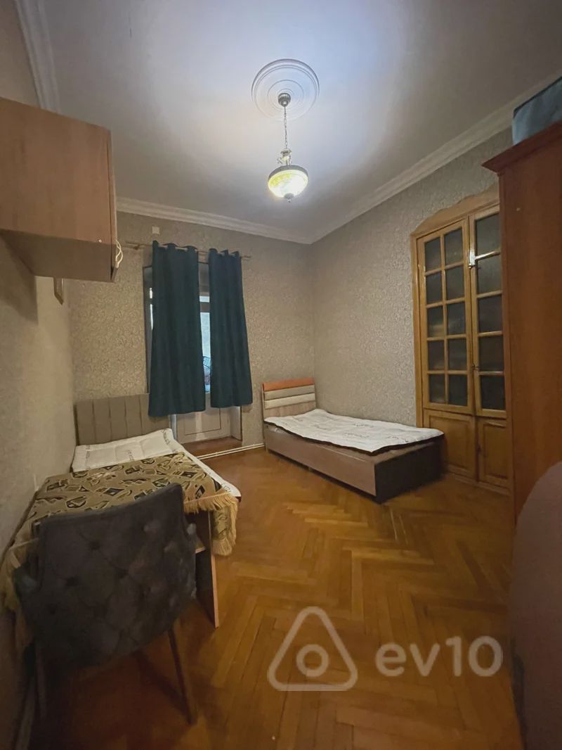 For sale: 3-room apartment (old building), 125 m² — Mənzil, Bakı (9)