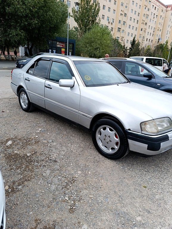 Mercedes C 200, 2.0 L, 1996 il, 423 000 km — Avtomobillər, Sumqayıt (4)