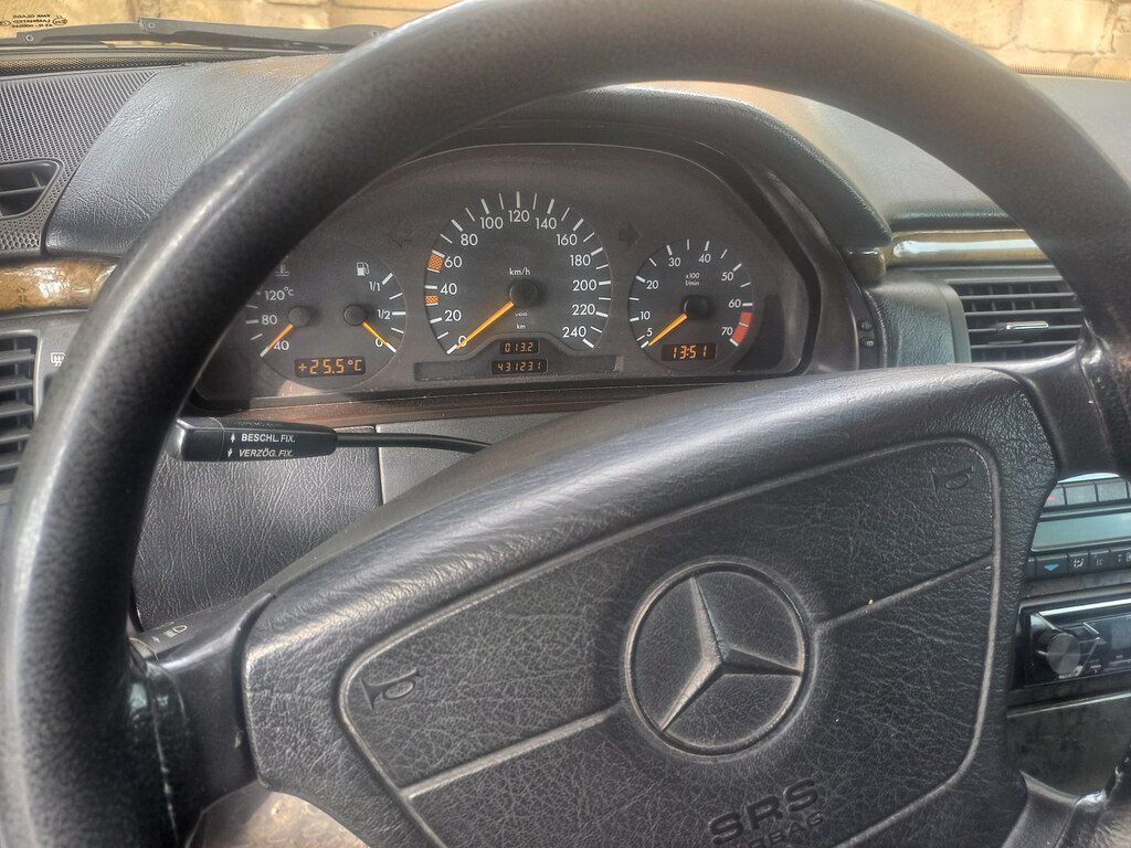 Mercedes E 230, 2.3 L, 1996 il, 400 000 km 50-DM-057 — Avtomobillər, Bakı (6)