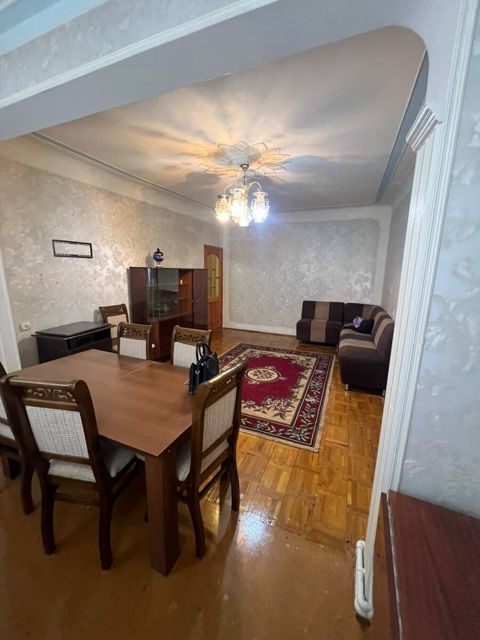 Satılır 3 otaqlı köhnə tikili 60 m² — Sumqayıt