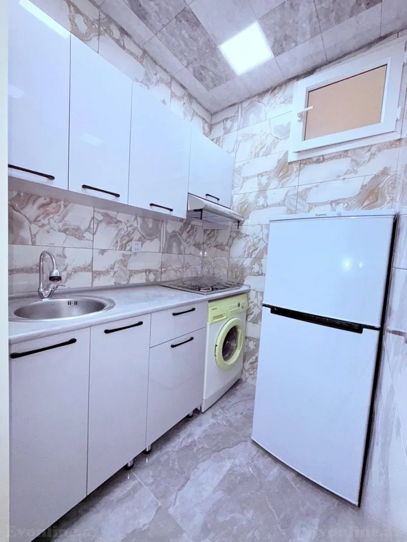 Satılır 2 otaqlı Mənzil Köhnə tikili 45 m² Bakı, Nəsimi r., 20 Yanvar m., 5-ci mikrorayon — Mənzil, Bakı (5)