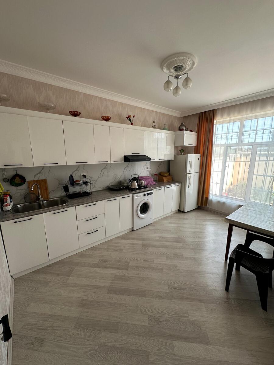 Satılır 4 otaqlı həyət evi/bağ evi 120 m² — Ev, villa, Bakı (3)