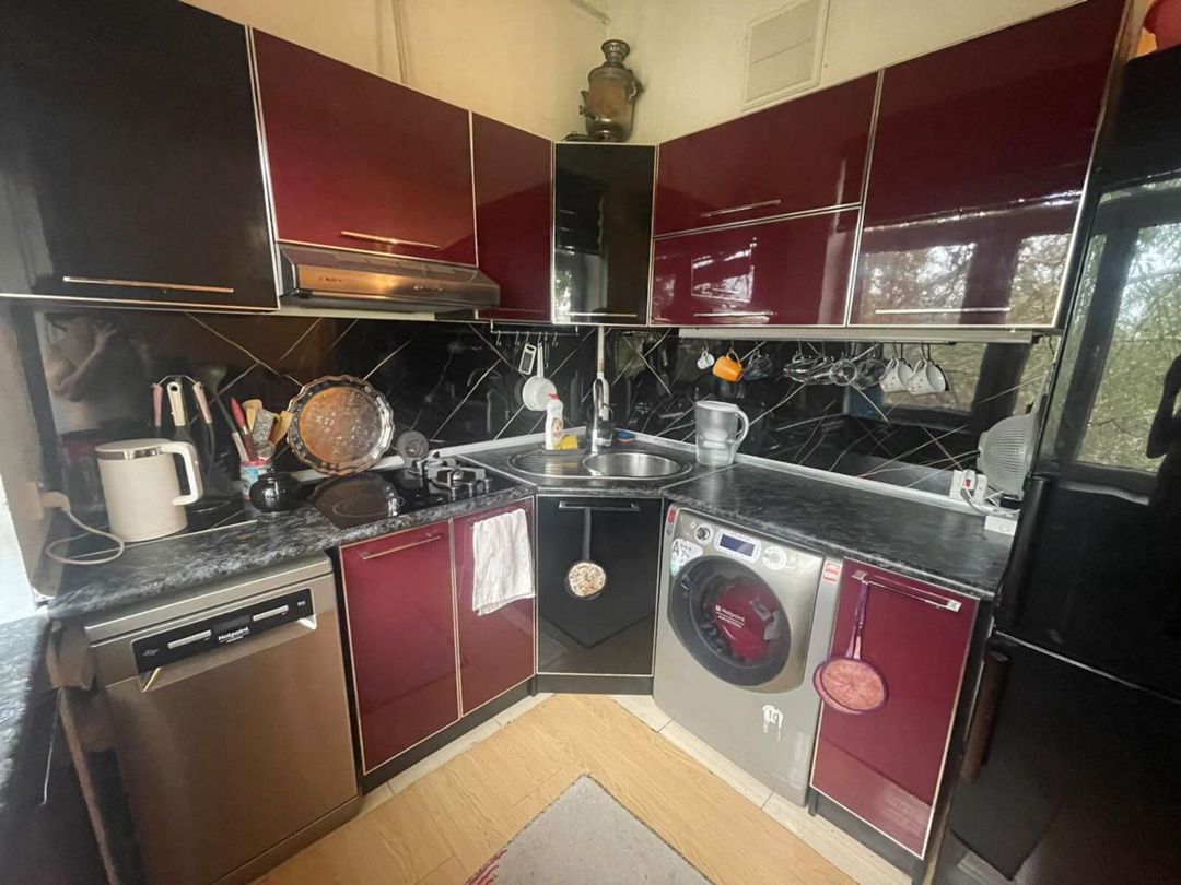 İcarəyə verilir 1 otaqlı köhnə tikili 33 m² — Mənzil, Bakı (8)
