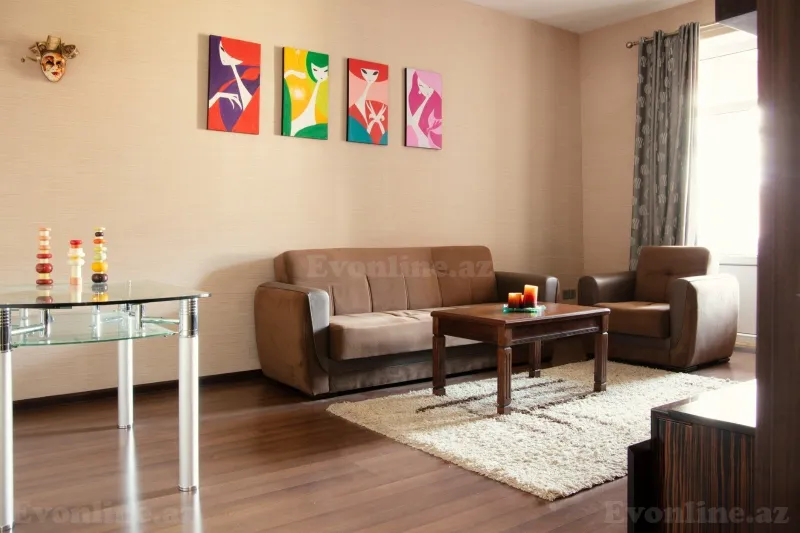 Kirayə verilir 3 otaqlı Mənzil Köhnə tikili 100 m² Bakı, Nəsimi r — Mənzil, Bakı (2)