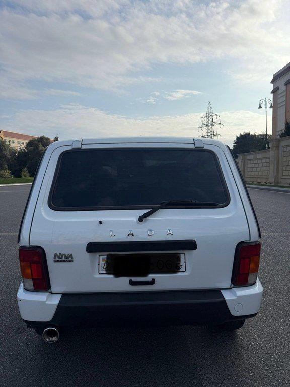 Lada (VAZ) Niva, 1.7 L, 2024 il, 38 500 km — Avtomobillər, Bakı (3)