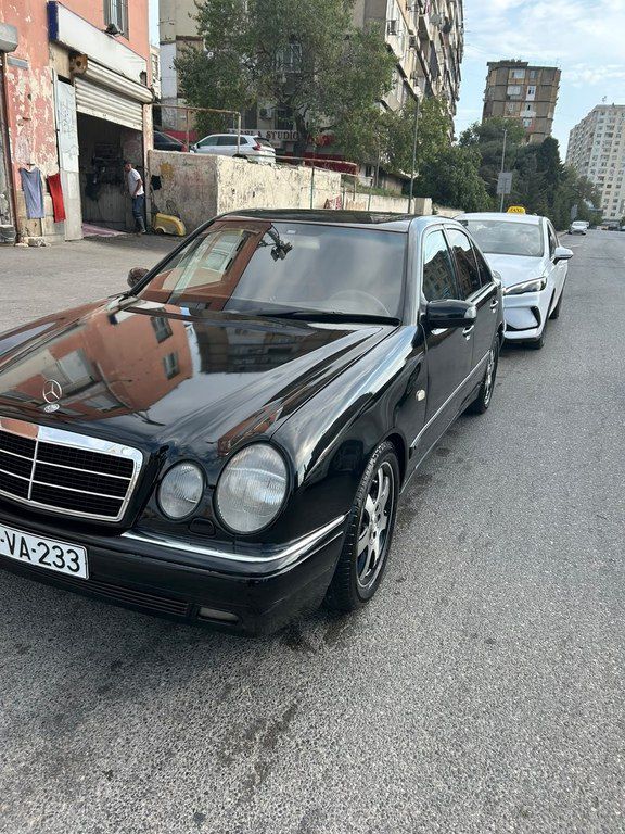 Mercedes E 320, 3.2 L, 2000 il, 400 000 km 10-VA-233 — Avtomobillər, Bakı (3)