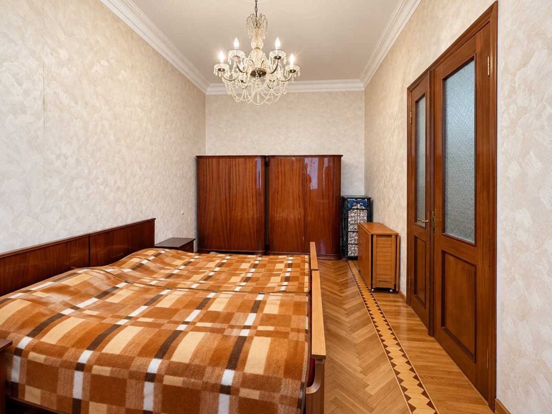 Satılır 4 otaqlı köhnə tikili 100 m² — Mənzil, Bakı (11)