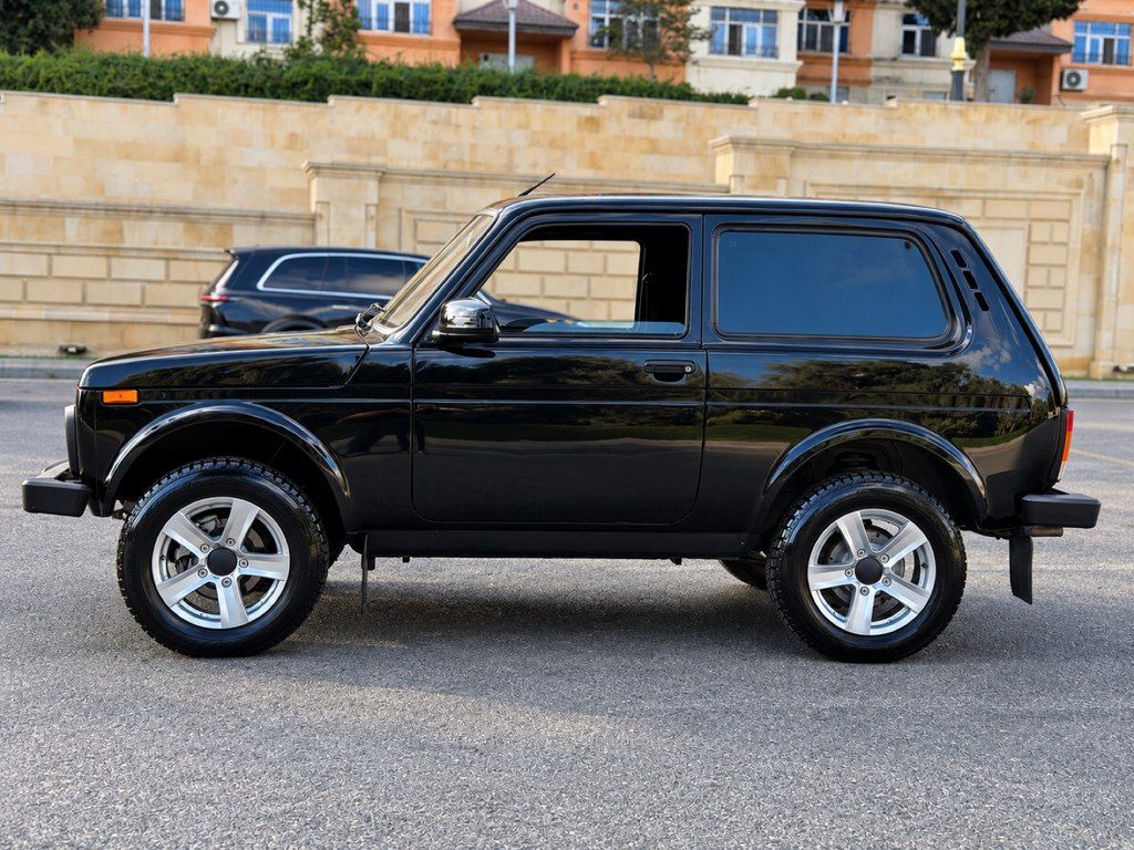 Lada (VAZ) Niva, 1.7 L, 2020 il, 10 900 km 88-BV-738 — Avtomobillər, Bakı (4)