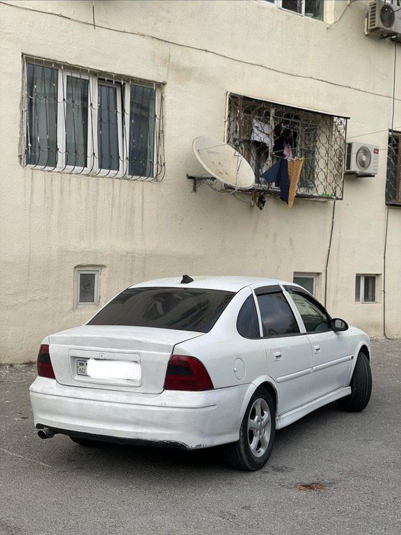 Opel Vectra, 1.8 L, 1999 il, 319 000 km — Avtomobillər, Bakı (4)